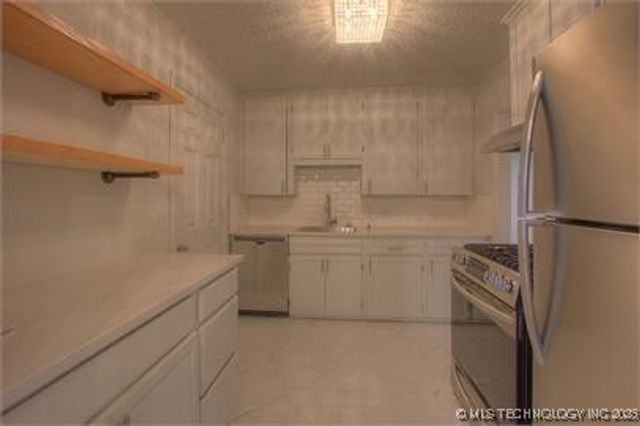 1331 E 43rd Street, Tulsa, OK 74105