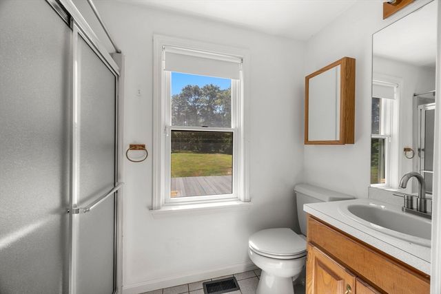 12 S Sandwich Rd, Sandwich, MA 02563