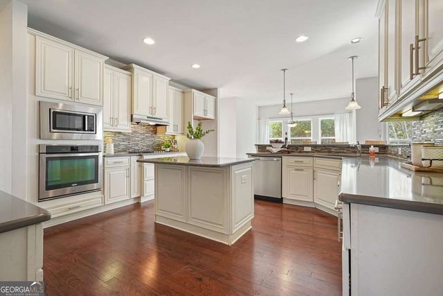 318 Heritage Overlook, Woodstock, GA 30188