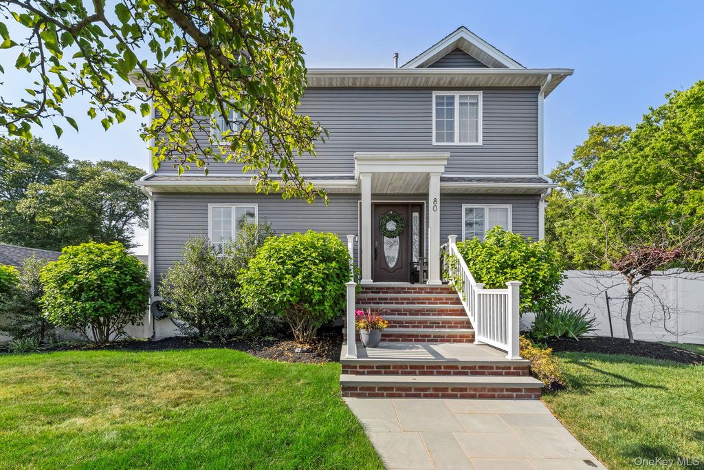 80 Central Boulevard, Merrick, NY 11566