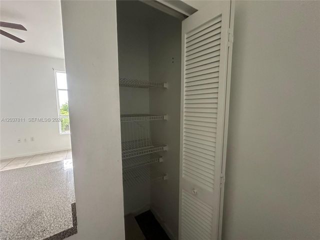 7420 W 20th Avenue 452, Hialeah, FL 33016