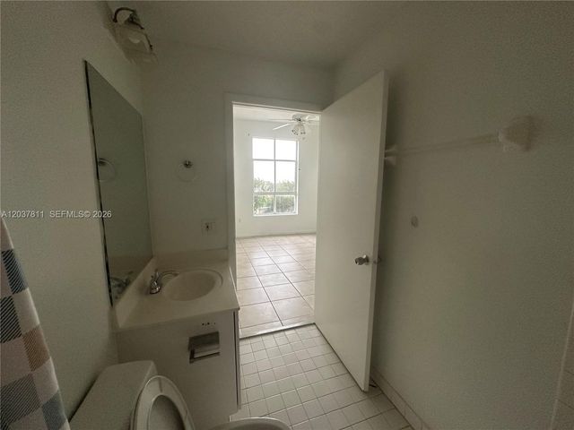 7420 W 20th Avenue 452, Hialeah, FL 33016