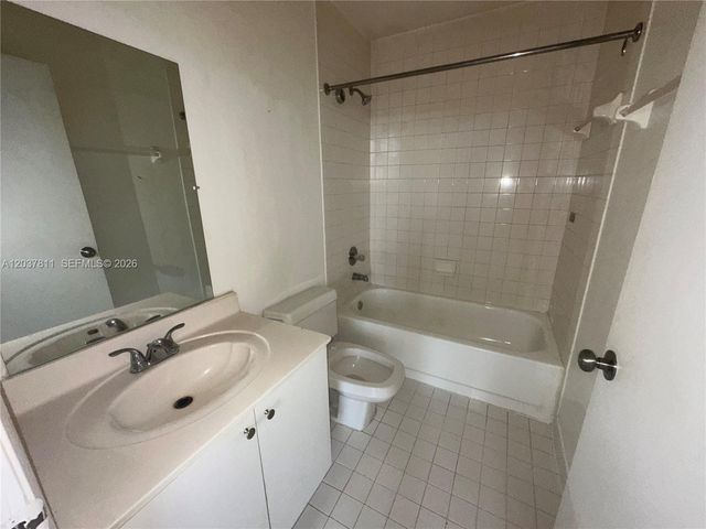 7420 W 20th Avenue 452, Hialeah, FL 33016