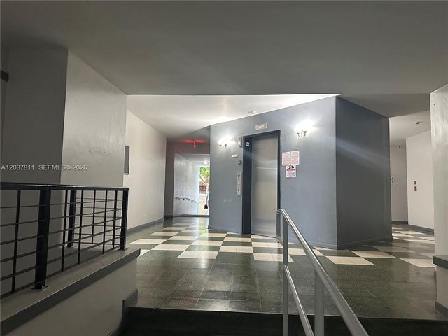 7420 W 20th Avenue 452, Hialeah, FL 33016