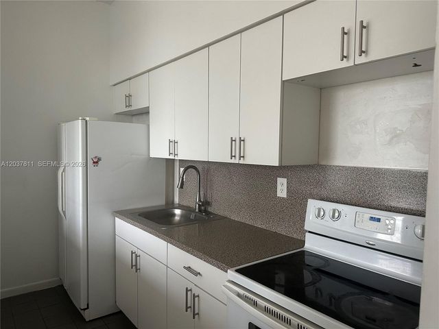 7420 W 20th Avenue 452, Hialeah, FL 33016
