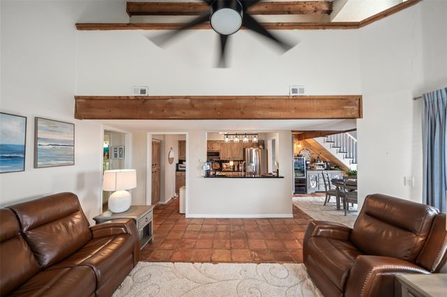 189 Private Road 638 42, Matagorda, TX 77457