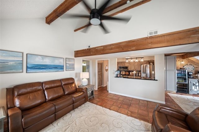 189 Private Road 638 42, Matagorda, TX 77457