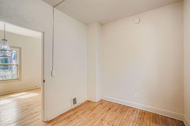 610 Fairview Avenue N, Saint Paul, MN 55104