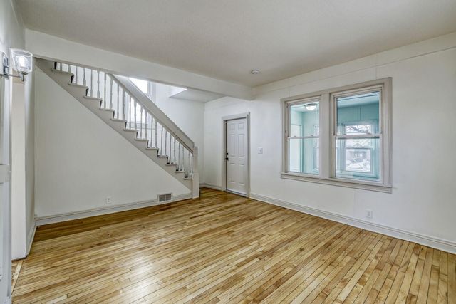 610 Fairview Avenue N, Saint Paul, MN 55104