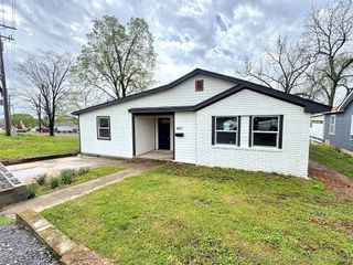 807 W Choctaw Street, Tahlequah, OK 74464