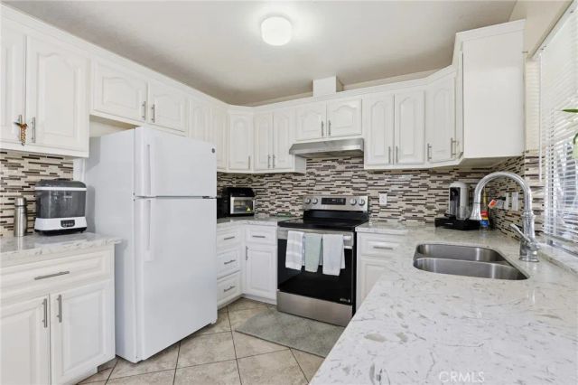 2971 Bradford D, Santa Ana, CA 92707