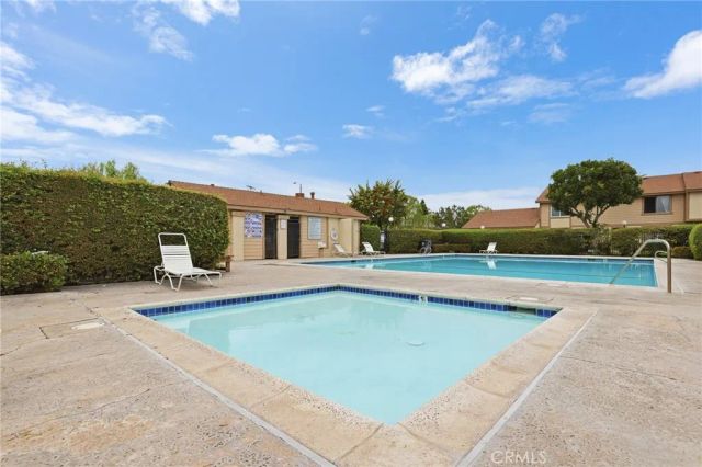 2971 Bradford D, Santa Ana, CA 92707