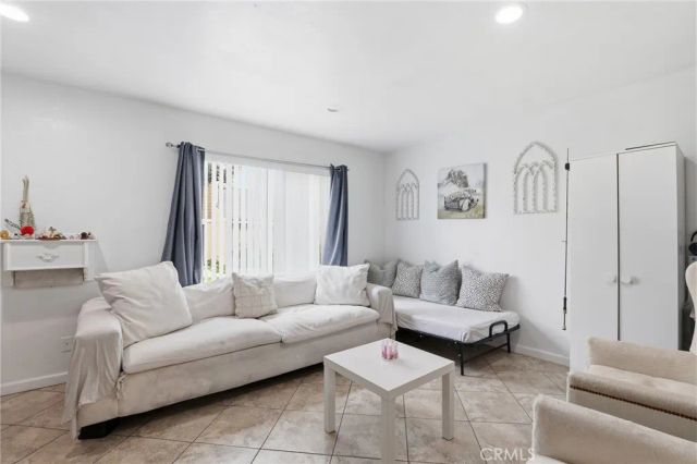 2971 Bradford D, Santa Ana, CA 92707
