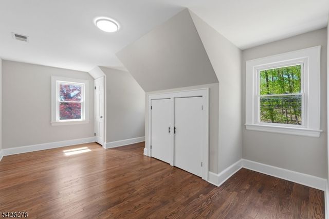 53 Brooklyn Rd, Stanhope Boro, NJ 07874