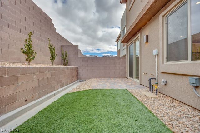 11898 Glide Reflection Avenue, Las Vegas, NV 89138