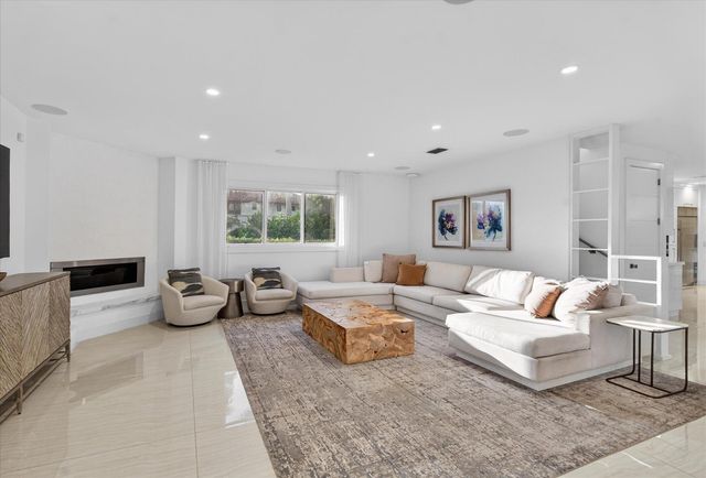 3872 NW 53rd Street, Boca Raton, FL 33496