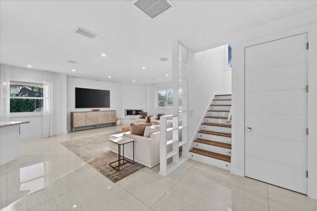 3872 NW 53rd Street, Boca Raton, FL 33496