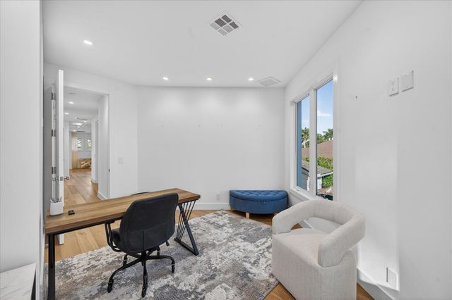 3872 NW 53rd Street, Boca Raton, FL 33496