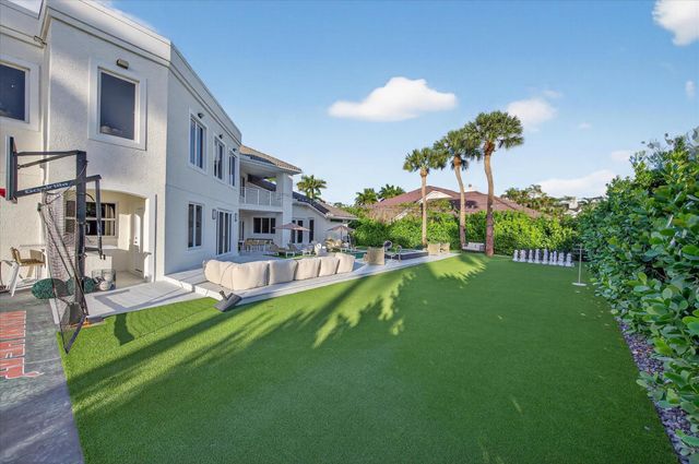 3872 NW 53rd Street, Boca Raton, FL 33496