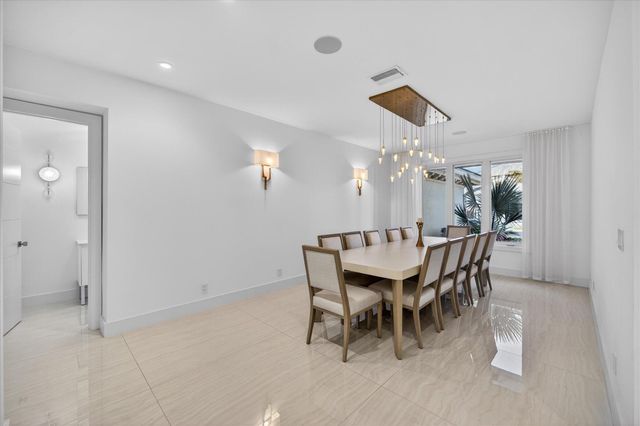 3872 NW 53rd Street, Boca Raton, FL 33496