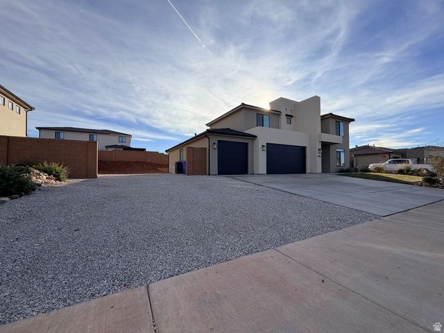 3530 E BRISTLE CONE WAY, St. George, UT 84790
