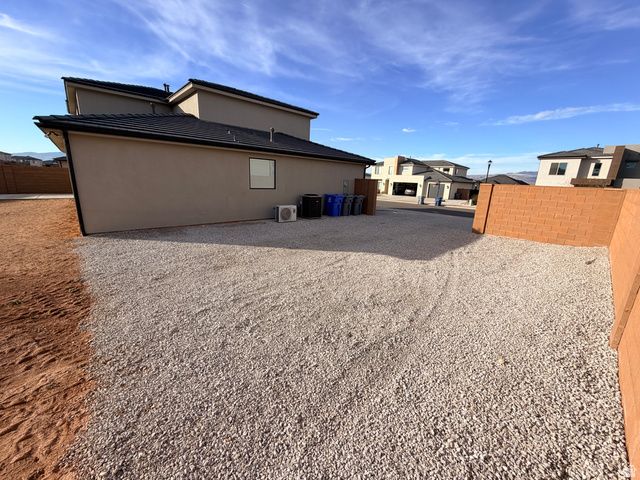3530 E BRISTLE CONE WAY, St. George, UT 84790