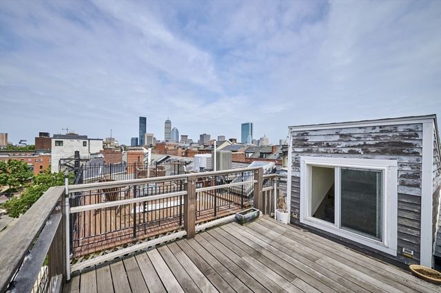 683 Massachusetts Ave. 5, Boston, MA 02118