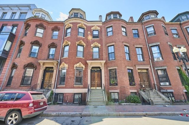 683 Massachusetts Ave. 5, Boston, MA 02118