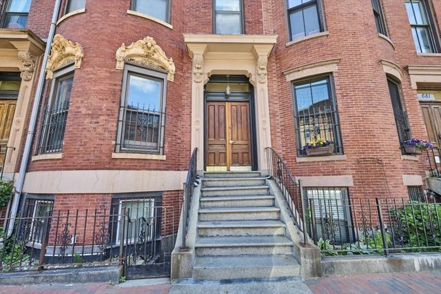 683 Massachusetts Ave. 5, Boston, MA 02118