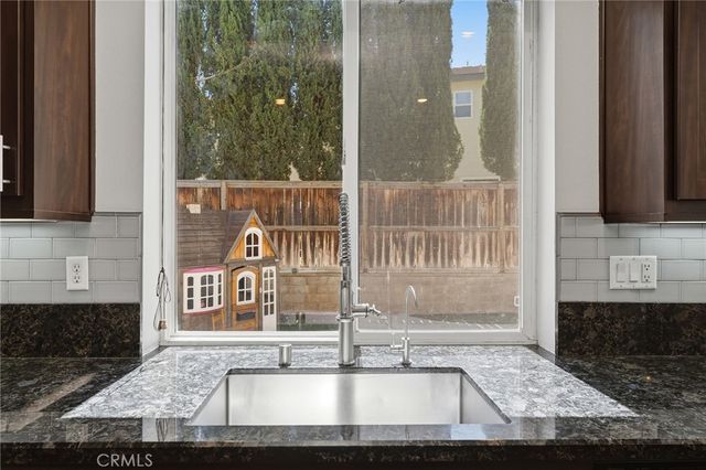 17616 Medley Ridge, Canyon Country, CA 91387