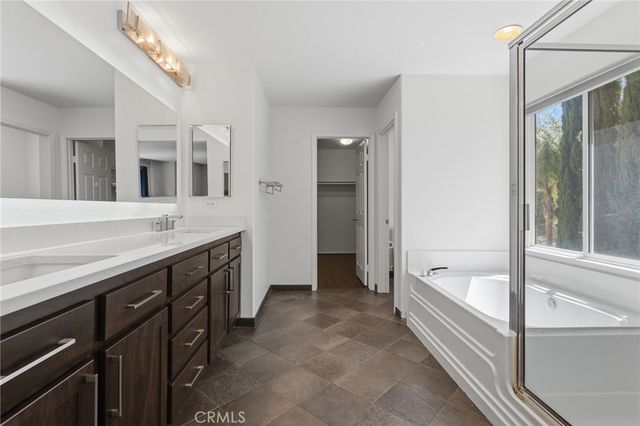 17616 Medley Ridge, Canyon Country, CA 91387