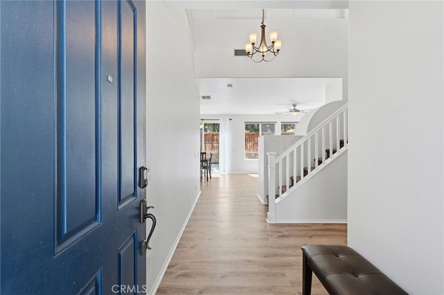 17616 Medley Ridge, Canyon Country, CA 91387
