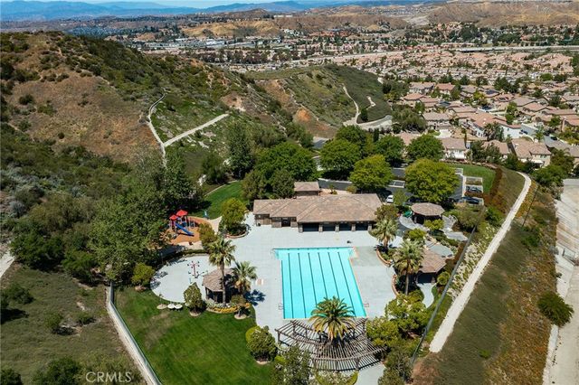 17616 Medley Ridge, Canyon Country, CA 91387