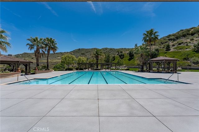 17616 Medley Ridge, Canyon Country, CA 91387