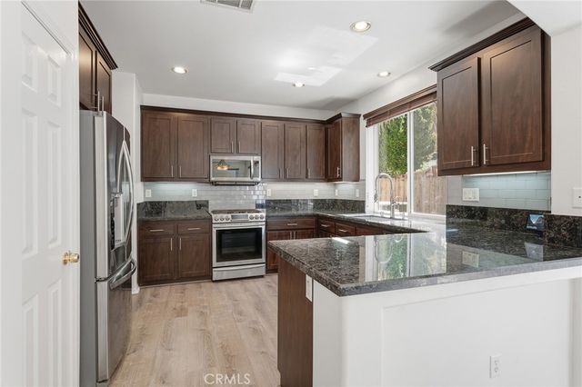 17616 Medley Ridge, Canyon Country, CA 91387
