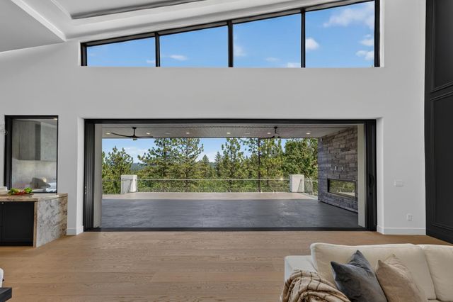 15040 Grand Knoll Dr, Meadow Vista, CA 95722