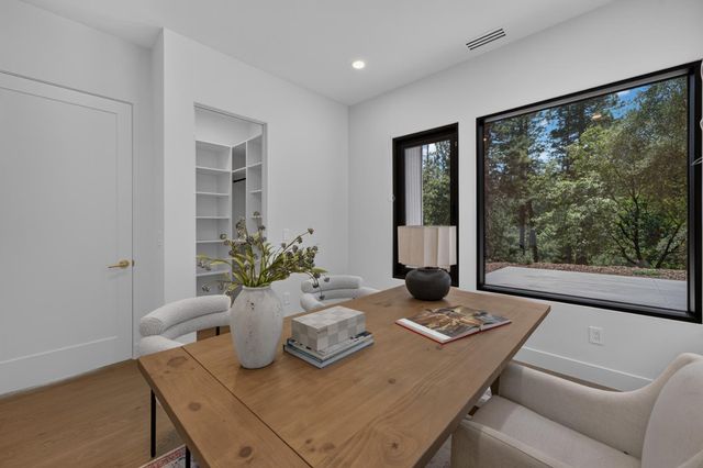 15040 Grand Knoll Dr, Meadow Vista, CA 95722