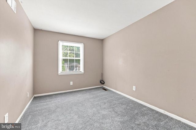 701 RENNER RD, Wilmington, DE 19810