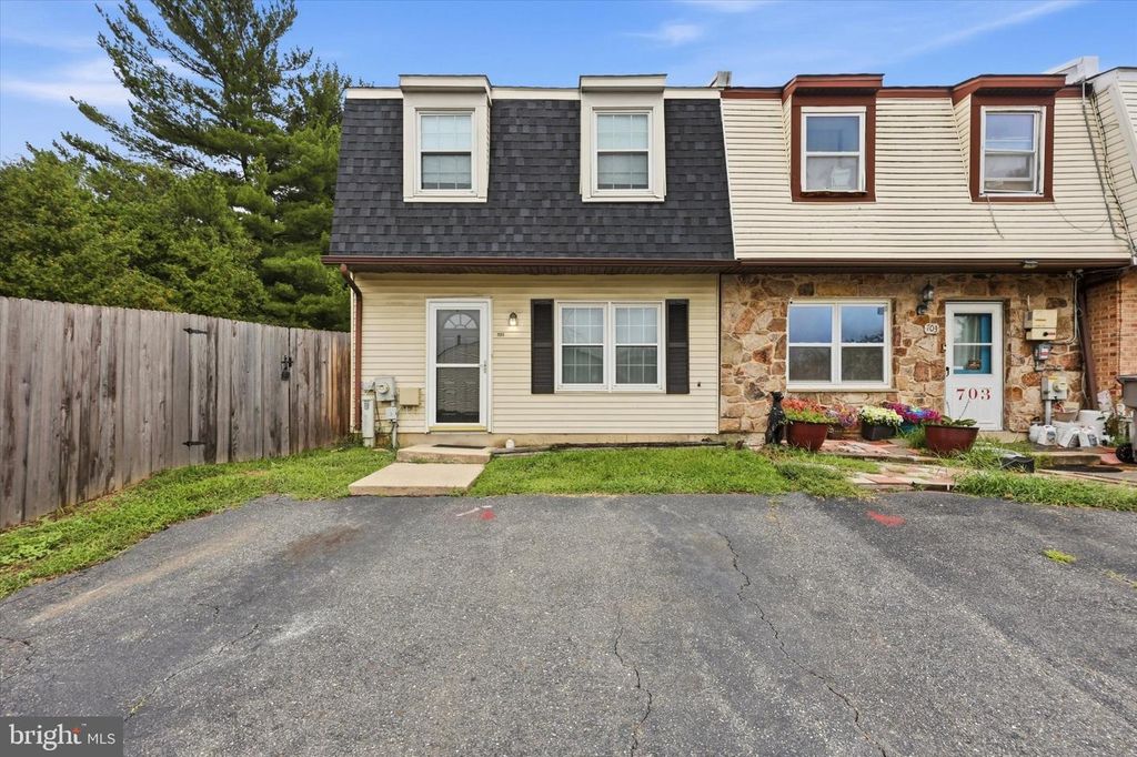 701 RENNER RD, Wilmington, DE 19810