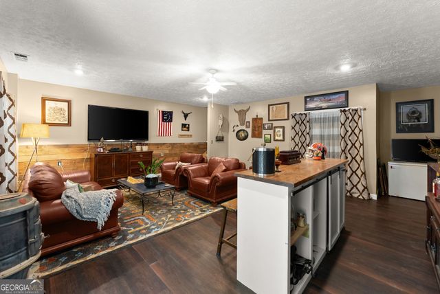 7210 Pine Court, Cumming, GA 30041