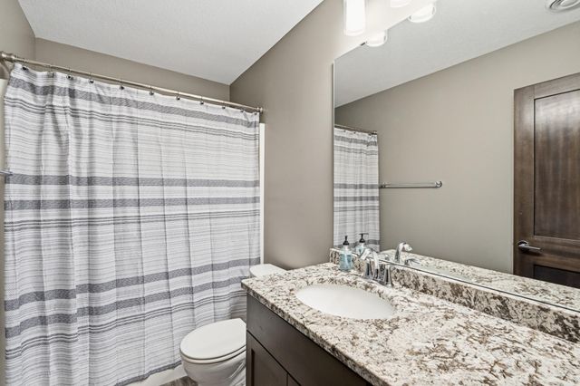 3911 Sunnydale Lane SE, Rochester, MN 55904