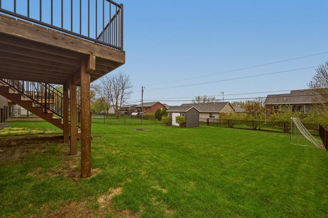 3911 Sunnydale Lane SE, Rochester, MN 55904