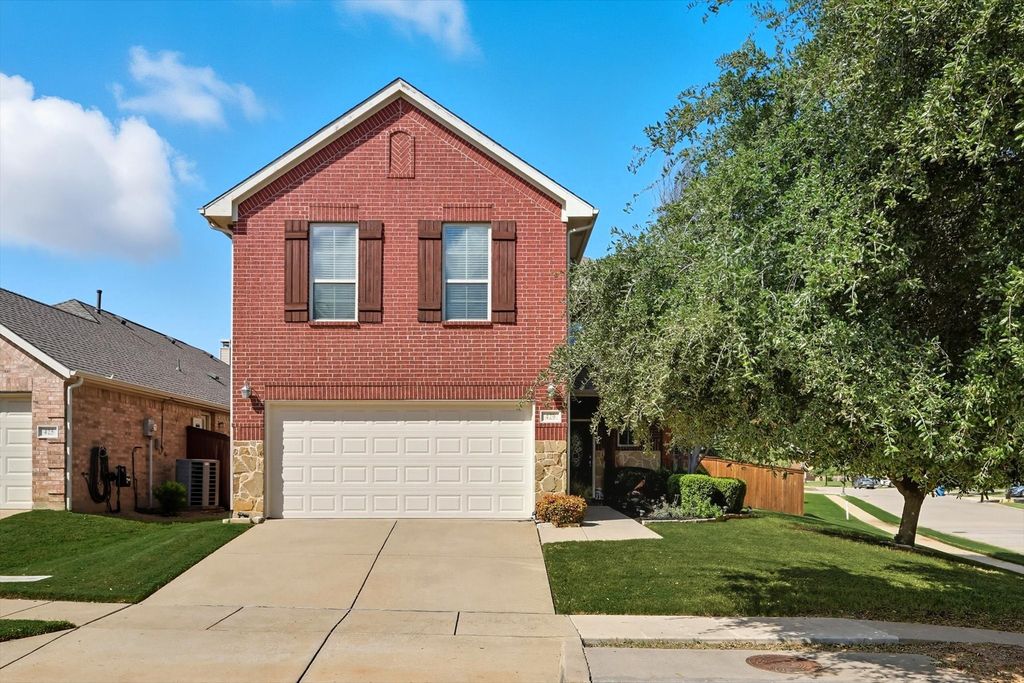429 Perkins Drive, Argyle, TX 76226