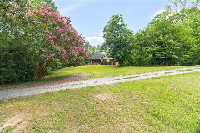 7150 Belews Run Road, Walnut Cove, NC 27052