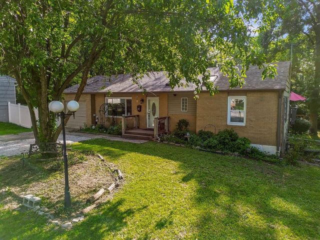 3340 S Crisp Avenue, Independence, MO 64052