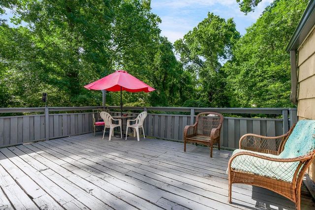 3340 S Crisp Avenue, Independence, MO 64052