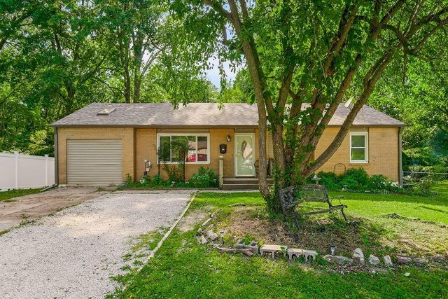 3340 S Crisp Avenue, Independence, MO 64052