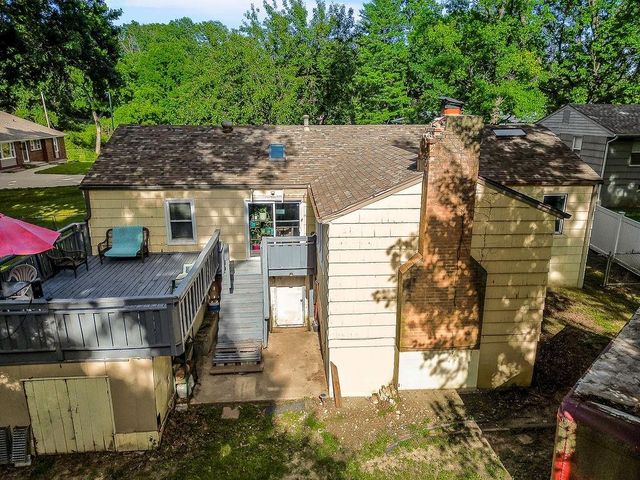 3340 S Crisp Avenue, Independence, MO 64052