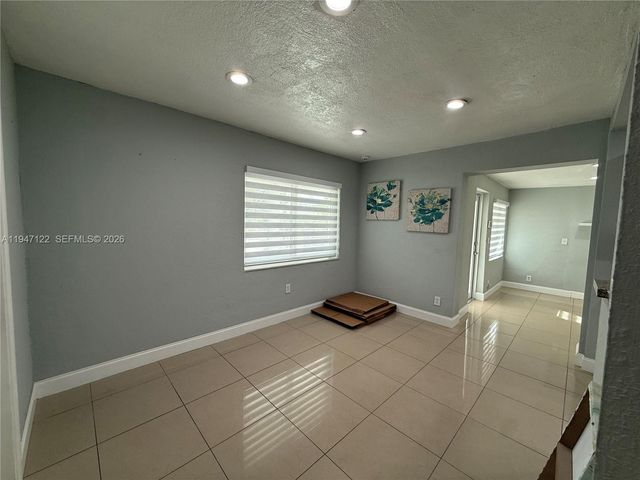 5715 Arthur St 0, Hollywood, FL 33021
