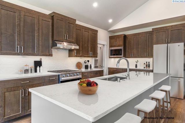 2918 Merak Road, Richland, WA 99354